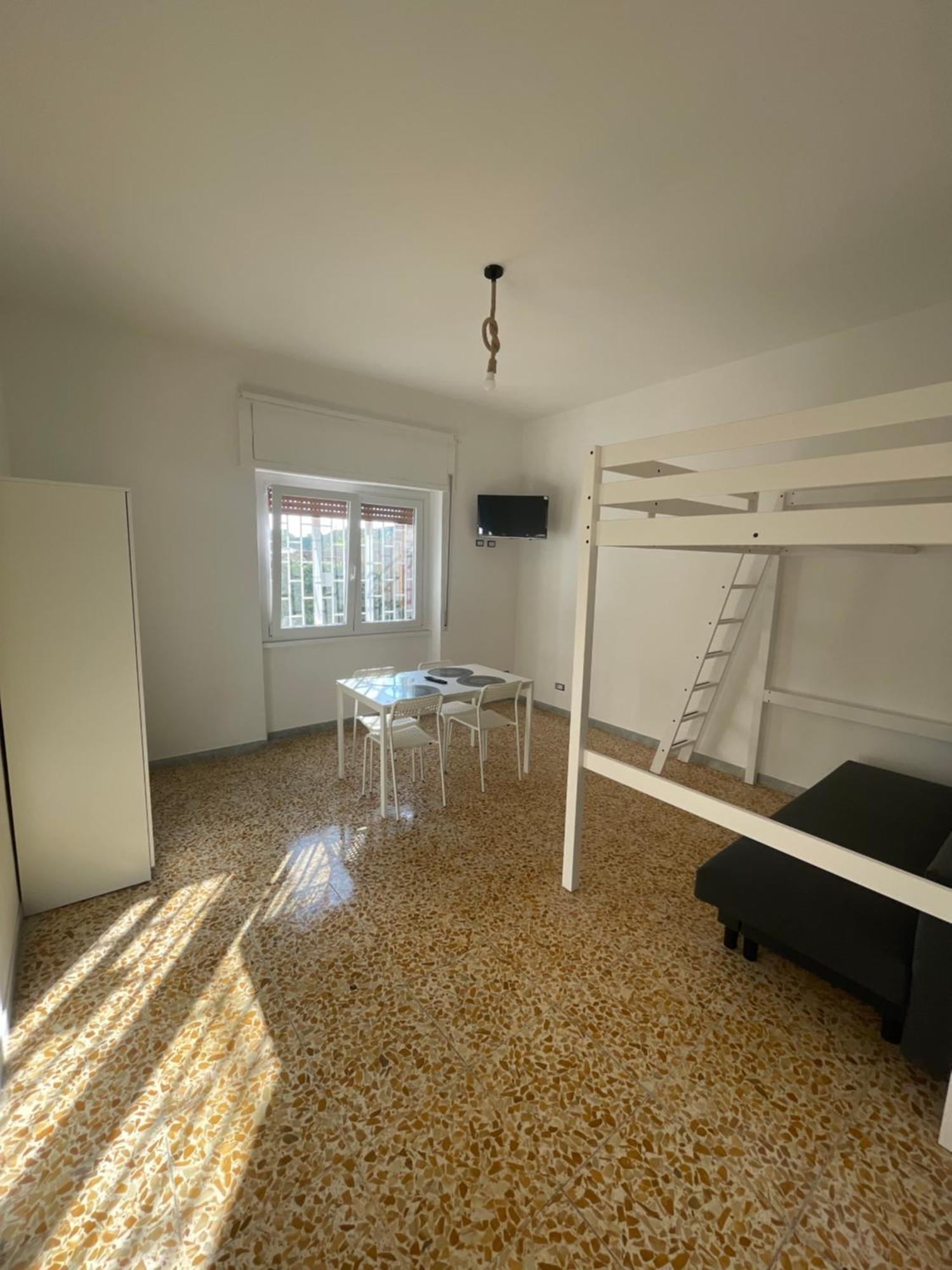 Rum i privatbostad Stanza Confortevole A *